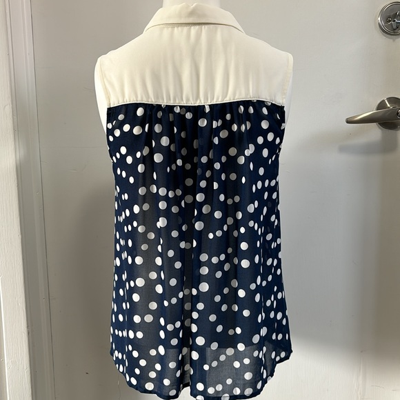 Chloe K sheer tank top - Picture 4 of 12